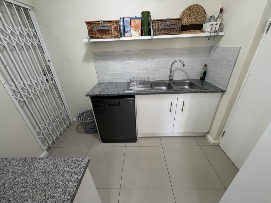 3 Bedroom Property for Sale in Parklands North Western Cape